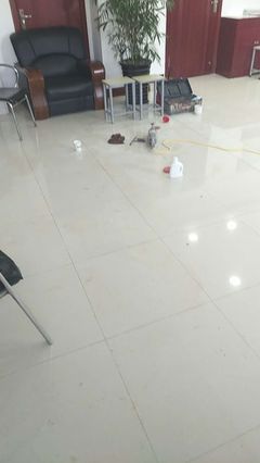漢中市地板磚酸腐蝕修復全攻略 專業清潔與保養指南